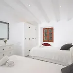 Papa Villa