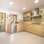 Papa Villa *